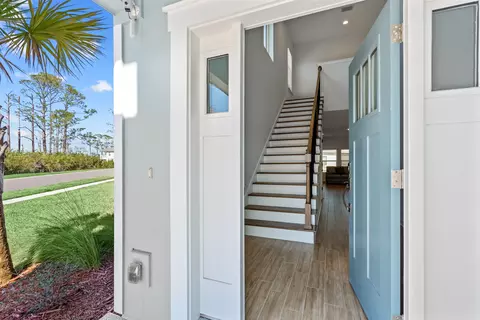 Entry Way - 21 Saint Barts Ave, Saint Augustine, FL 32080 photo 1 of 3