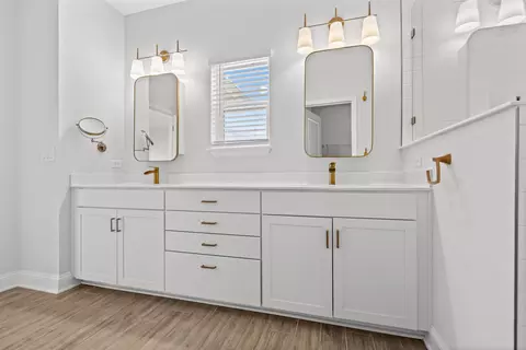Bath - 21 Saint Barts Ave, Saint Augustine, FL 32080 photo 3 of 4