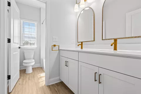 Bath - 21 Saint Barts Ave, Saint Augustine, FL 32080 photo 4 of 4