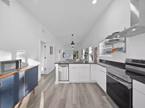 Kitchen - 50 Florida Ave, Saint Augustine, FL 32084 photo 5 of 5