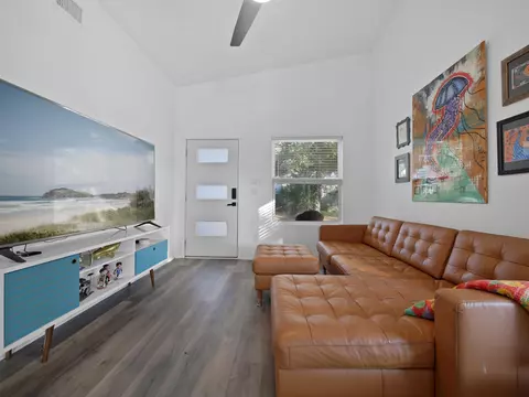 Living - 50 Florida Ave, Saint Augustine, FL 32084 photo 3 of 3