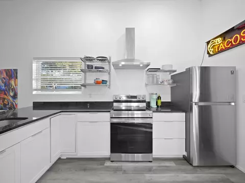 Kitchen - 50 Florida Ave, Saint Augustine, FL 32084 photo 3 of 5