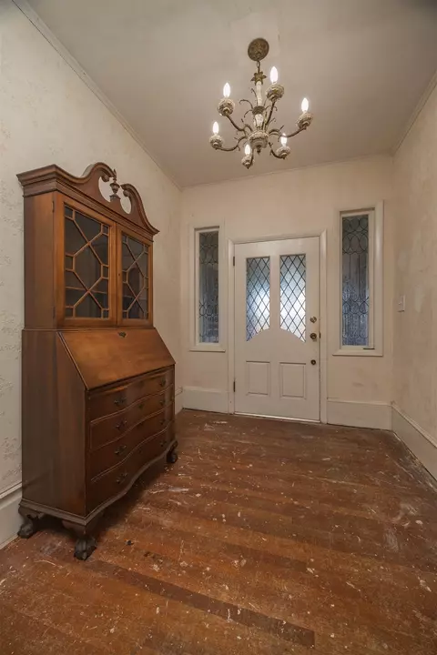 Entry Way - 21 Water St, Saint Augustine, FL 32084 photo 2 of 10