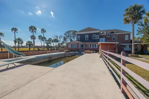 Exterior - 21 Water St, Saint Augustine, FL 32084 photo 10 of 12