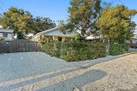 8 Vedder St, Saint Augustine, FL 32084 photo 2