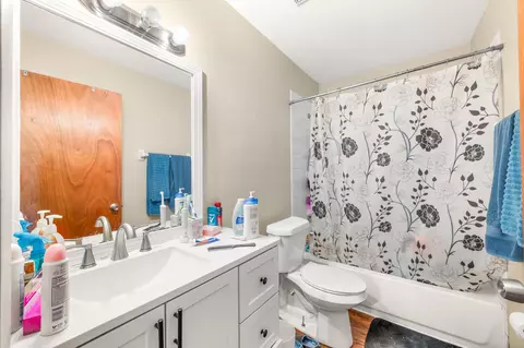 Bath - 180 Palmer St, Saint Augustine, FL 32084 photo 2 of 3