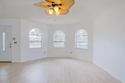Living - 661 Nautical Way, Saint Augustine, FL 32080 photo 3 of 18