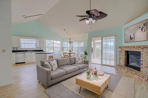 Living - 661 Nautical Way, Saint Augustine, FL 32080 photo 15 of 18