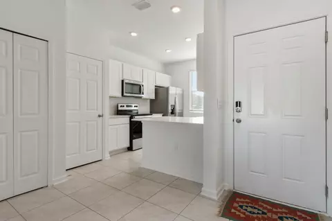 Entry Way - 220 Stonegate Ave, Saint Augustine, FL 32084 photo 2 of 6