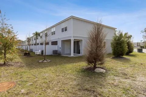 Exterior - 220 Stonegate Ave, Saint Augustine, FL 32084 photo 8 of 9
