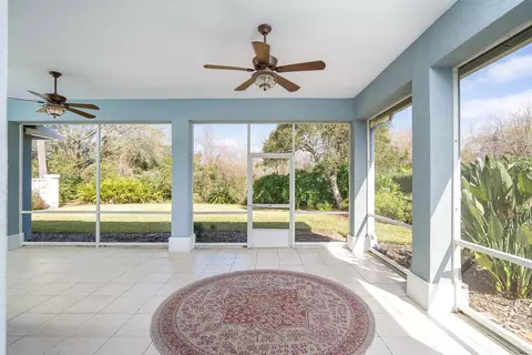 Exterior - 526 Lakeway Dr, Saint Augustine, FL 32080 photo 4 of 11
