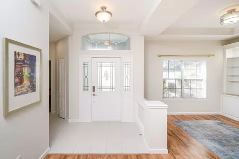 Entry Way - 526 Lakeway Dr, Saint Augustine, FL 32080 photo 3 of 3