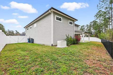 Exterior - 249 Flach Dr, Saint Johns, FL 32259 photo 3 of 10