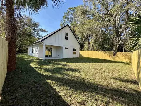 Exterior - 240 Herbert St, Saint Augustine, FL 32084 photo 4 of 5