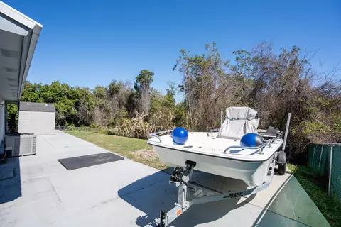Exterior - 422 Nervia Ct, Saint Augustine, FL 32086 photo 2 of 15