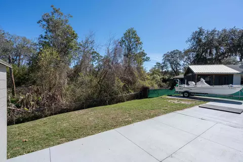 Exterior - 422 Nervia Ct, Saint Augustine, FL 32086 photo 5 of 15