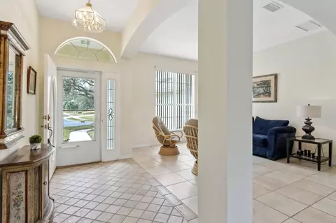 Entry Way - 1055 Cedar Cove Dr, Saint Augustine, FL 32086 photo 3 of 4