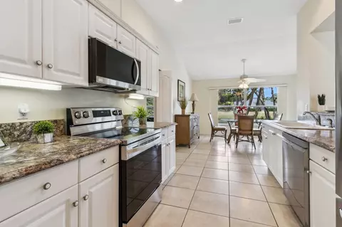 Kitchen - 1055 Cedar Cove Dr, Saint Augustine, FL 32086 photo 5 of 5