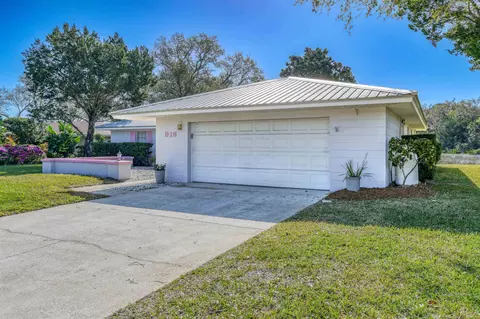 916 Alcala Dr, Saint Augustine, FL 32086 photo 4