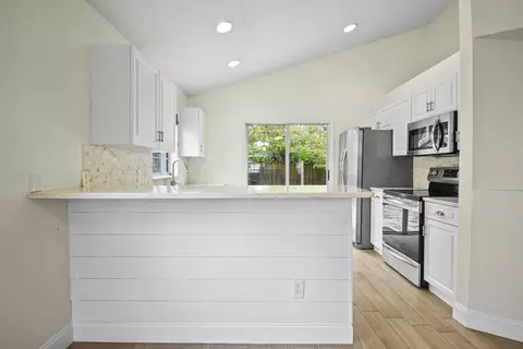 303 D St, Saint Augustine, FL 32080 photo 12