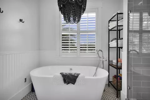 Bath - 311 Weff Rd, Saint Augustine, FL 32080 photo 2 of 6