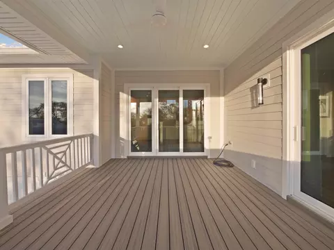 Exterior - 4021 Myrtle St, Saint Augustine, FL 32084 photo 7 of 18