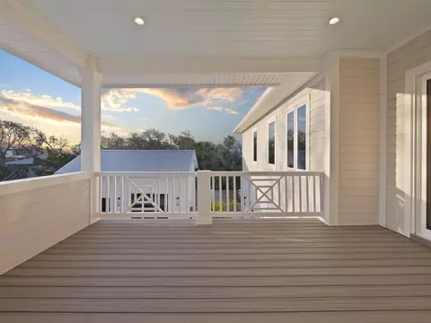 Exterior - 4021 Myrtle St, Saint Augustine, FL 32084 photo 6 of 18