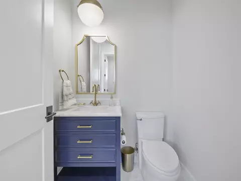Bath - 4021 Myrtle St, Saint Augustine, FL 32084 photo 1 of 6
