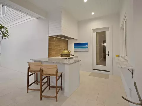 Kitchen - 4021 Myrtle St, Saint Augustine, FL 32084 photo 7 of 7