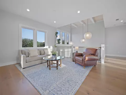 Living - 4021 Myrtle St, Saint Augustine, FL 32084 photo 6 of 8