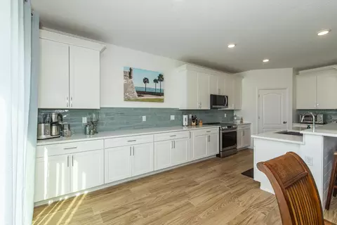 Kitchen - 94 Albacete Rd, Saint Augustine, FL 32084 photo 5 of 7