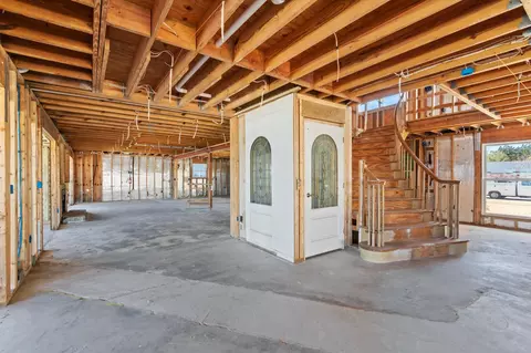 Entry Way - 115 Inlet Dr, Saint Augustine, FL 32080 photo 1 of 2