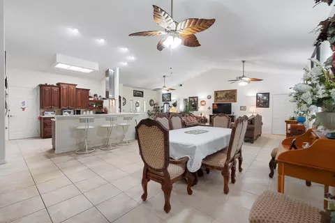 407 Domenico Cir, Saint Augustine, FL 32086 photo 11