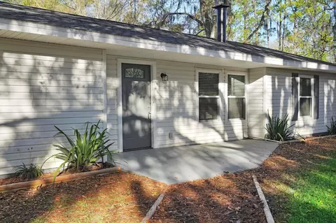 Exterior - 855 S Holmes Blvd, Saint Augustine, FL 32084 photo 5 of 13