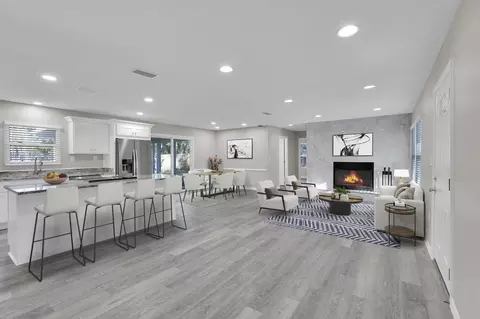 Living - 855 S Holmes Blvd, Saint Augustine, FL 32084 photo 1 of 11