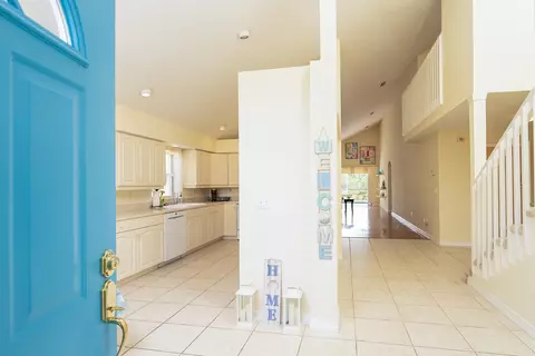 Entry Way - 209 Lions Gate Dr, Saint Augustine, FL 32080 photo 1 of 7