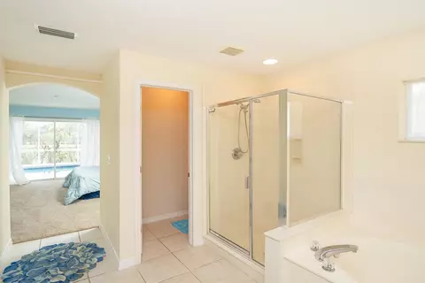 Bath - 209 Lions Gate Dr, Saint Augustine, FL 32080 photo 2 of 4