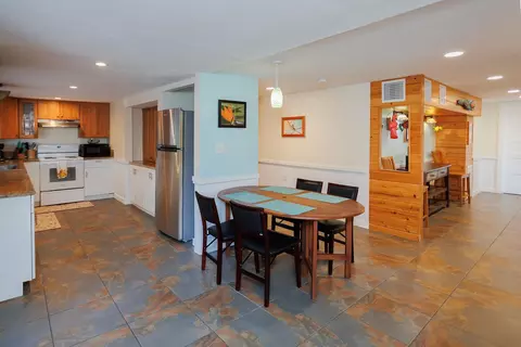Dining - 6194 Bear Trl, Weeki Wachee, FL 34607 photo 3 of 4