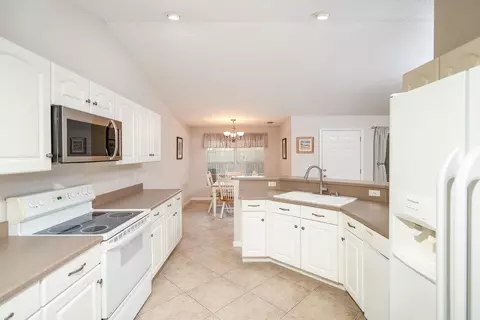 Kitchen - 112 Hercules Rd, Saint Augustine, FL 32086 photo 2 of 4