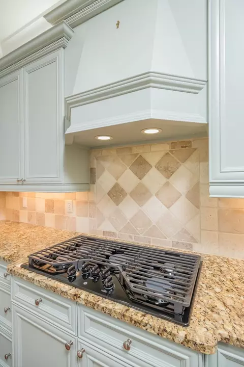 Kitchen - 1900 Solstice Ct, Saint Augustine, FL 32092 photo 7 of 8