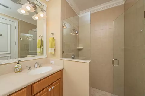 Bath - 485 Ocean Forest Dr, Saint Augustine, FL 32080 photo 5 of 8