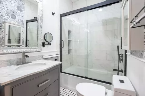 Bath - 58 Anderson St, Saint Augustine, FL 32084 photo 1 of 3
