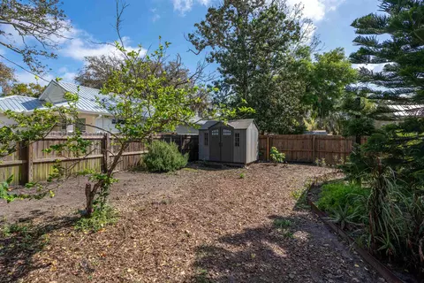 Exterior - 58 Anderson St, Saint Augustine, FL 32084 photo 9 of 13