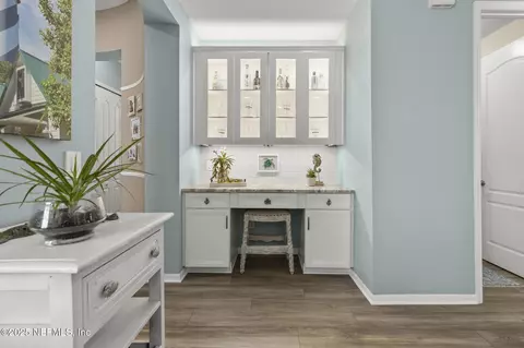 Entry Way - 321 High Tide Dr, Saint Augustine, FL 32080 photo 2 of 4