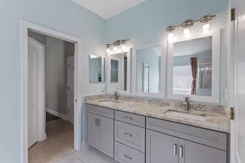 Bath - 1468 Barrington Cir, Saint Augustine, FL 32092 photo 3 of 4