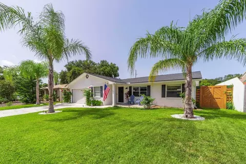 Exterior - 39 Sea Park Dr, Saint Augustine, FL 32080 photo 1 of 10