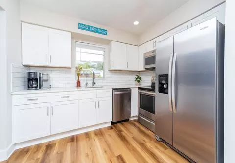 Kitchen - 39 Sea Park Dr, Saint Augustine, FL 32080 photo 2 of 3