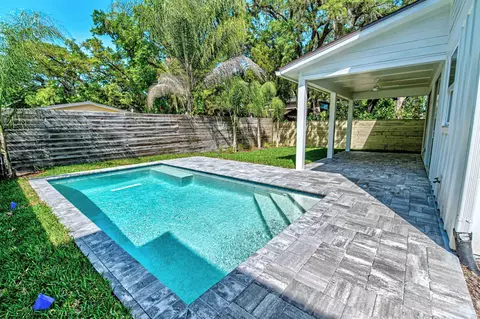 Exterior - 410 D St, Saint Augustine, FL 32080 photo 2 of 5