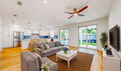 Living - 410 D St, Saint Augustine, FL 32080 photo 1 of 5