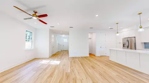 Living - 410 D St, Saint Augustine, FL 32080 photo 4 of 5